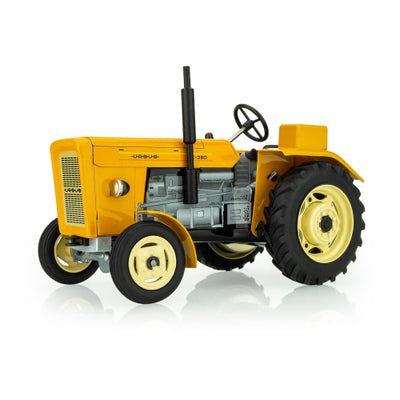 Ursus C-360 traktor, upptrekkjanlegur